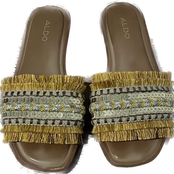 Women sandals. Aldo brand. Only worn once - Picture 1 of 3